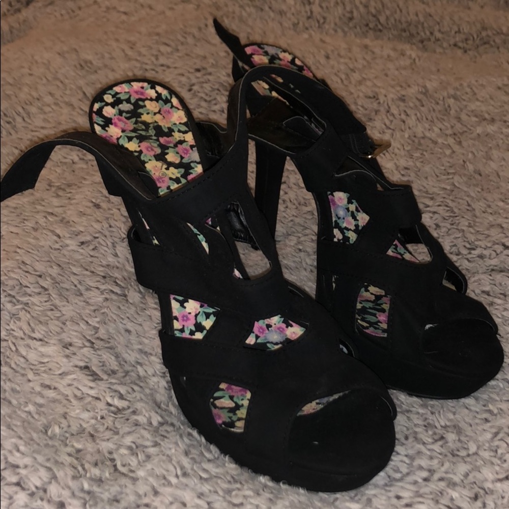 Black strappy heels